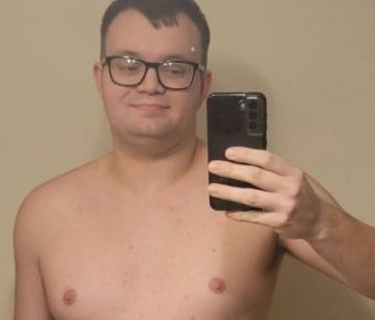Tyler Cumming's Public Photo (SexyJobs ID# 583371)